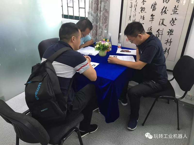 2018智能制造業(yè)企業(yè)、人才專場(chǎng)見(jiàn)面會(huì)05